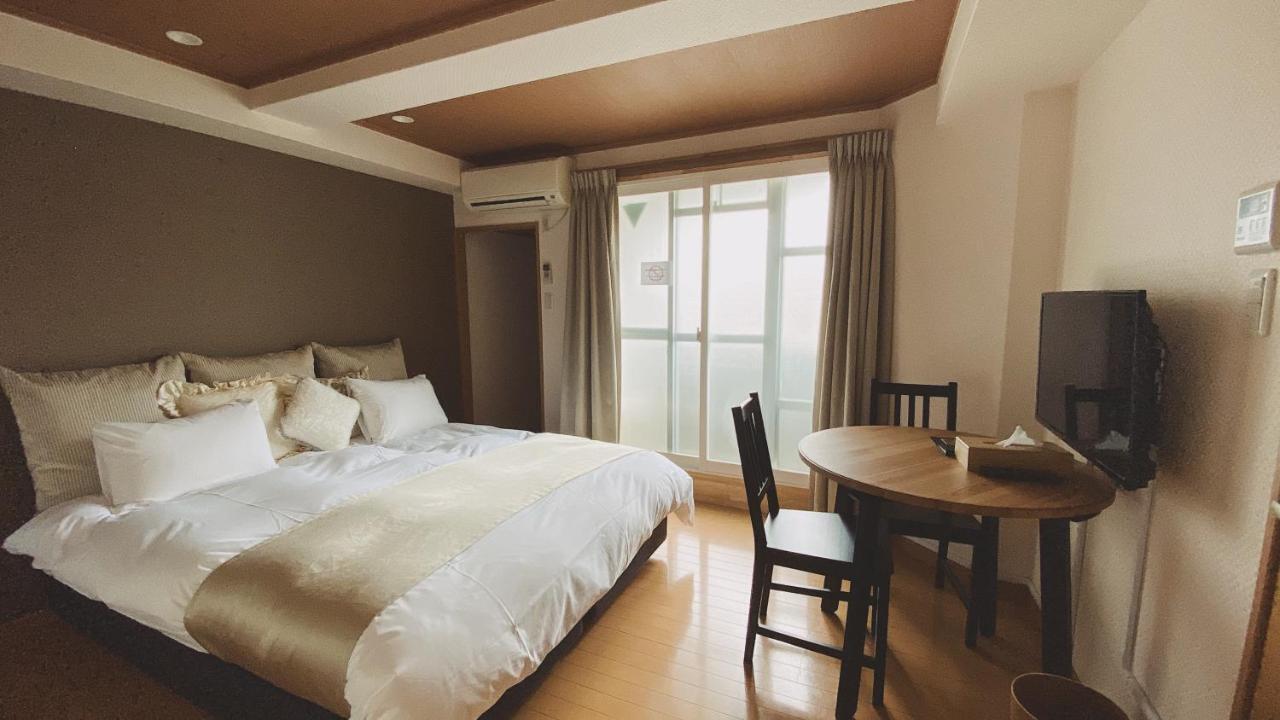 The Limelight Albergue *
